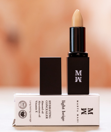 Corrector Marta Masi Light