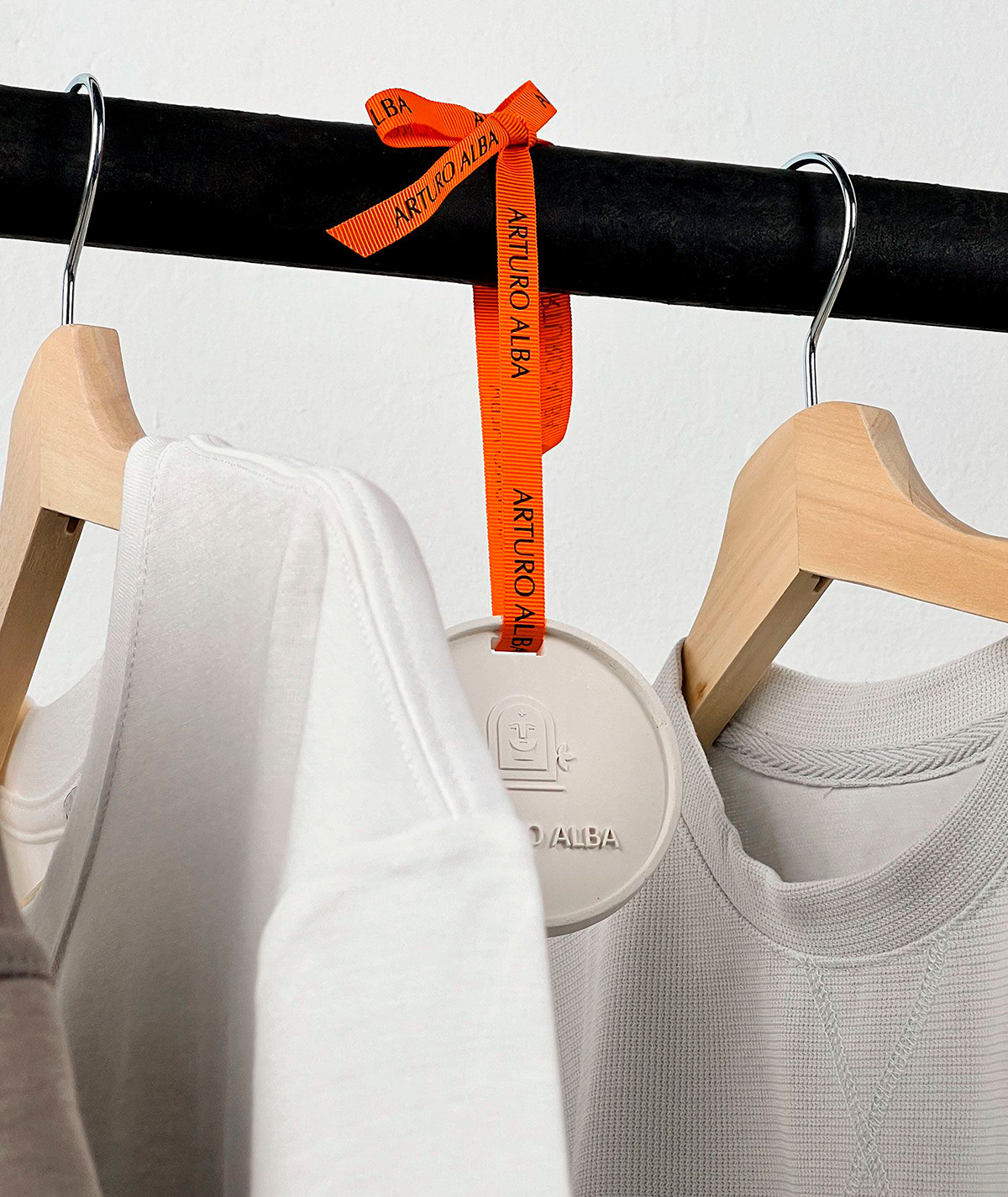 Arturo Alba Cerámica Ambientadora Apolo