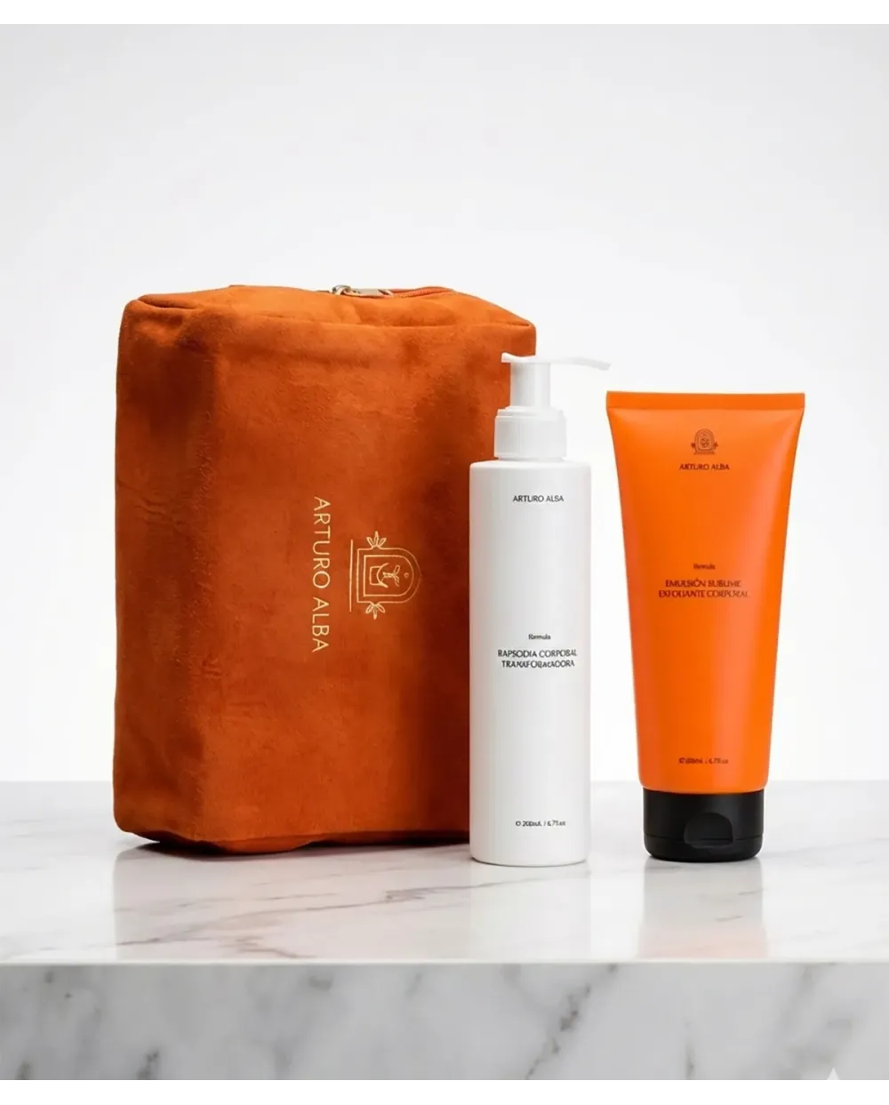 Pack Arturo Alba: Ritual Metamorfosis Corporal (Emulsión Exfoliante + Rapsodia) + Neceser REGALO