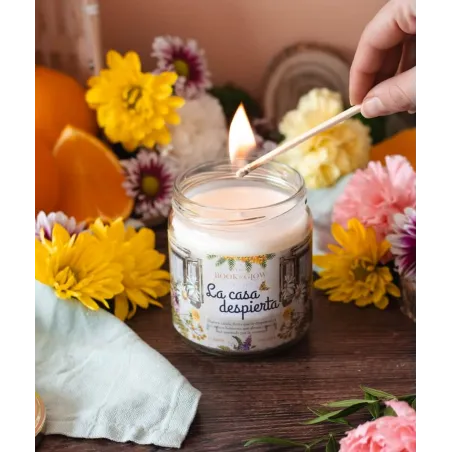 Book & Glow La Casa Despierta