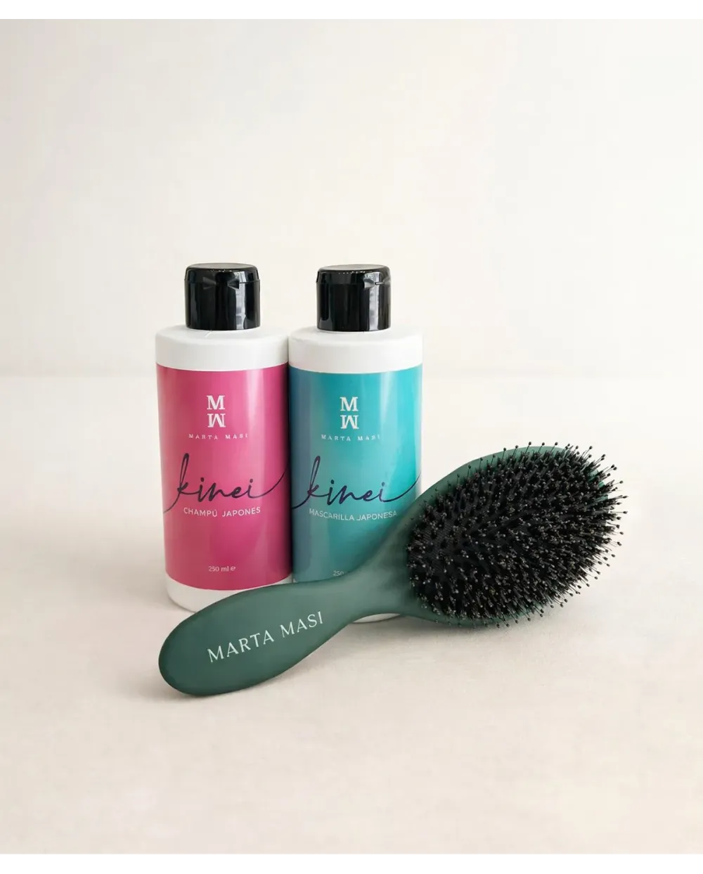 Pack Kinei de Marta Masi: Rutina de Champú y Mascarilla Japonesa (+ Cepillo de Regalo)