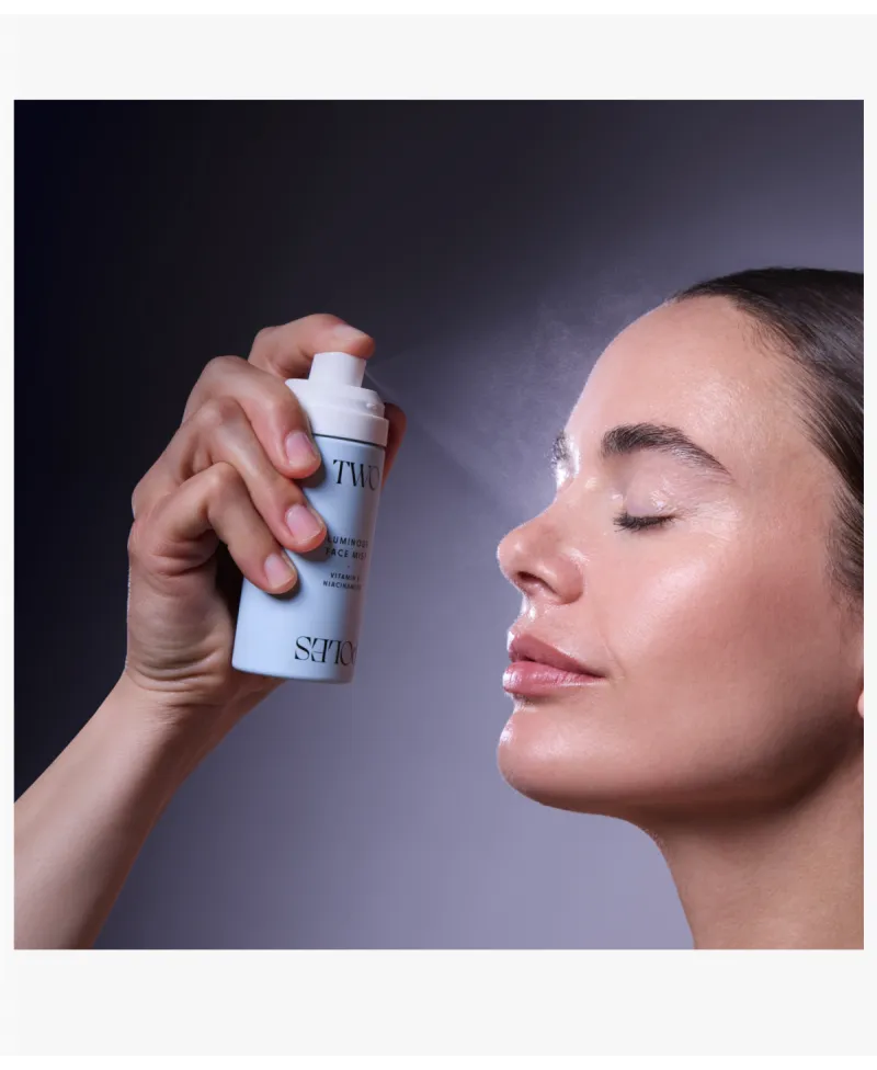 Two Poles Luminous Face Mist