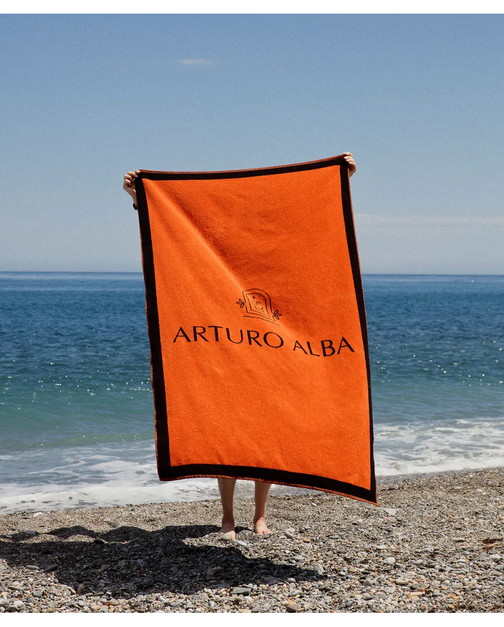 Regalo Toalla Premium Exclusiva por  1 Barra Solar SPF50 Arturo Alba + 1 Bruma Fitoactiva Calmante Arturo Alba