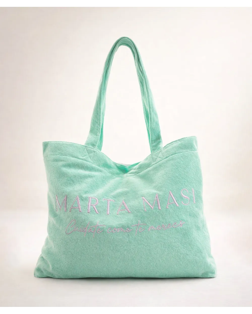 🤍 ¡Regalo añadido! Tu nueva Tote Bag favorita ya está en tu pedido